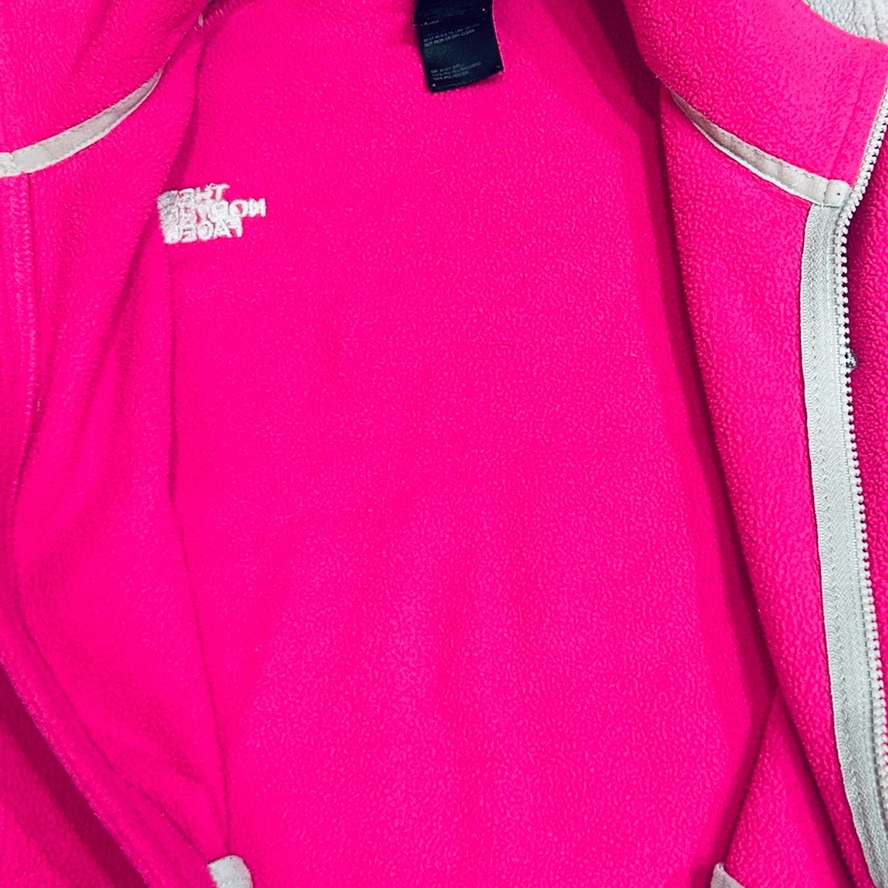 🏔️The North Face Fuchsia and Gray Fleece Jacket Medium GUC - Picture 8 of 10